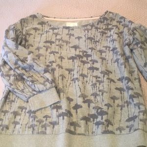 A grey “ink” flower pattern shirt